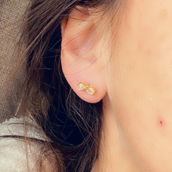 14K Gold Vermeil Infinity Stud Earrings - Picture 5 of 15